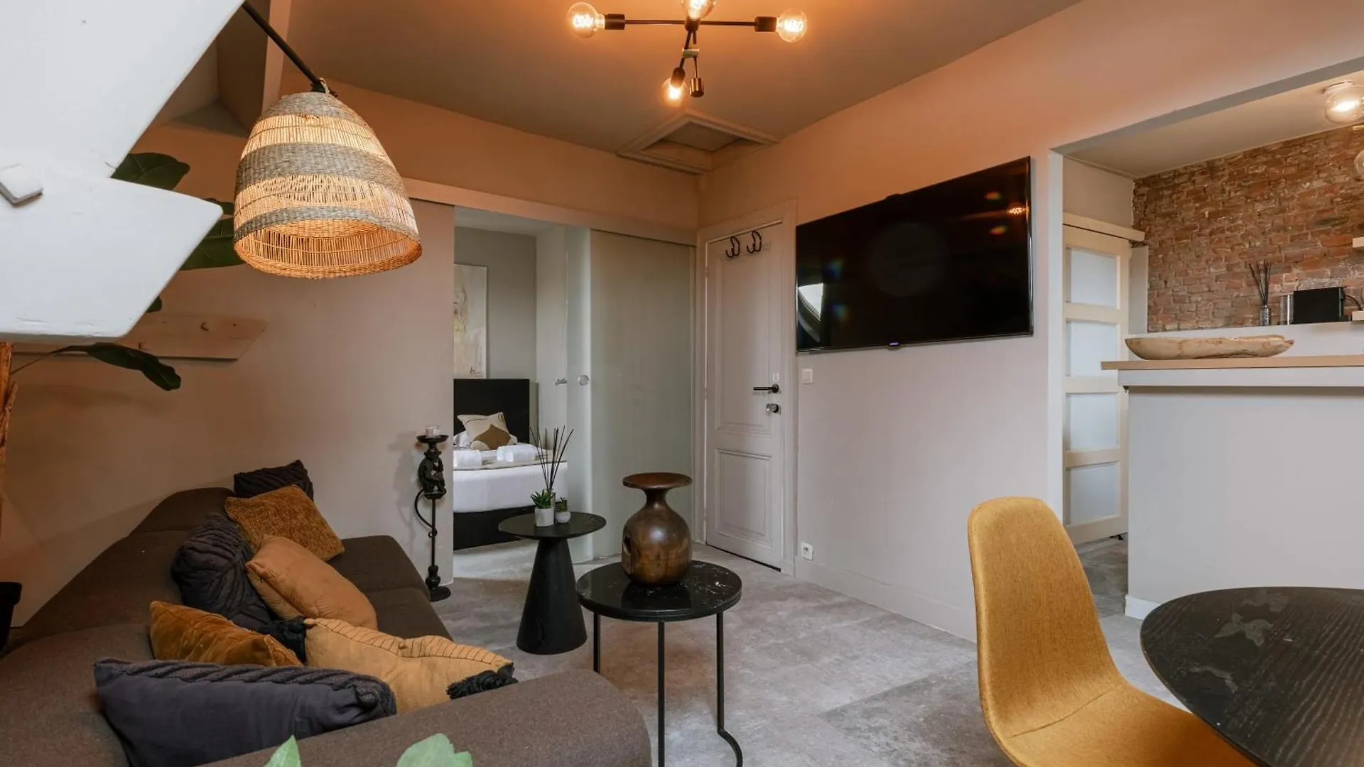 אנטוורפן Huswell - Rooftop Apartment In City Center, Pets Are Welcome